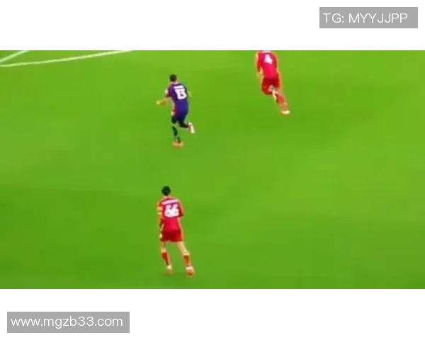 闪耀绿茵场的魅力足球明星与珠宝的华丽碰撞